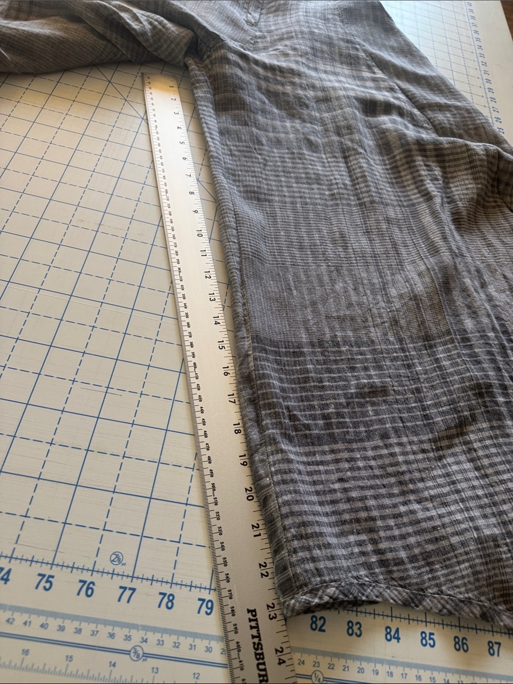 Gray Wide-Leg Plaid Pants - Picture 6 of 6